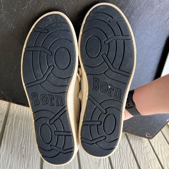 Born White Leather Lace Up Sneakers Size 9.5M Casual Comfort Shoes - Picture 9 of 10